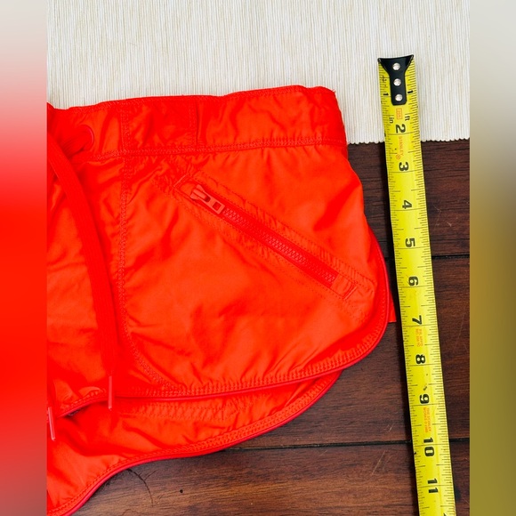 Exclusive Sample! Stella McCartney x Adidas Run Performance Shorts - Picture 3 of 5